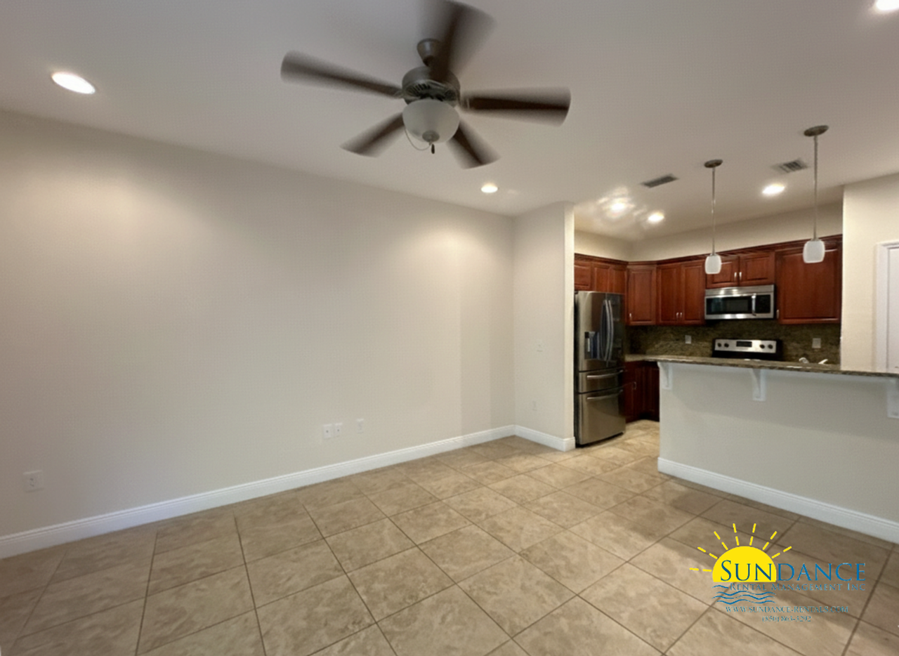 1265 Sharif Dr - Photo 3 of 15