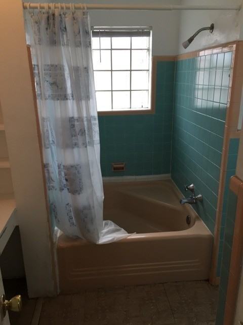 1040 Ne 15th Ave - Photo 7 of 17