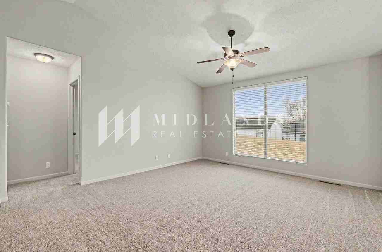 16603 Dora Hamann Pkwy - Photo 3 of 16