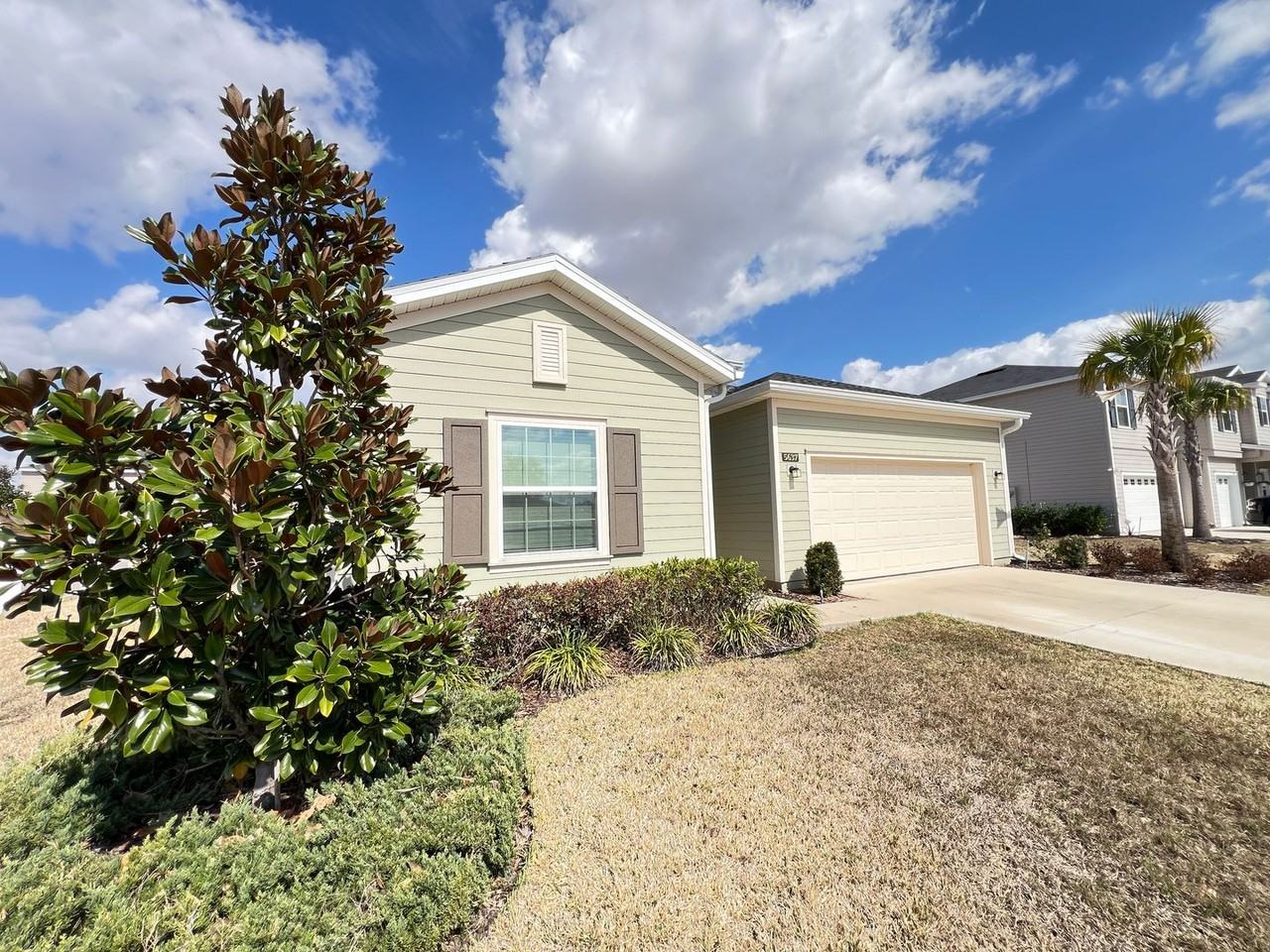 5637 Sw 93rd St - Photo 3 of 32