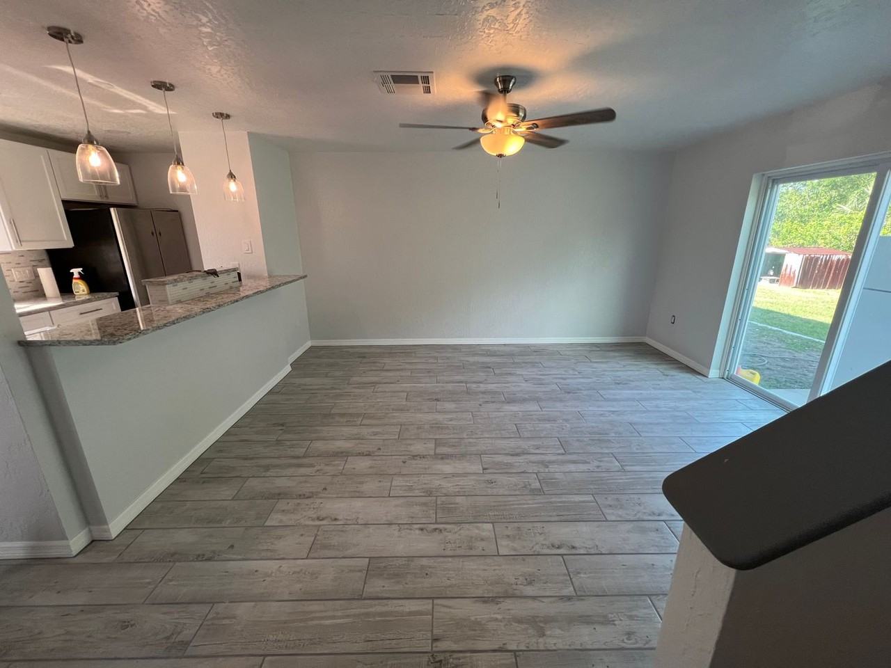 2041 Agora - Photo 6 of 24