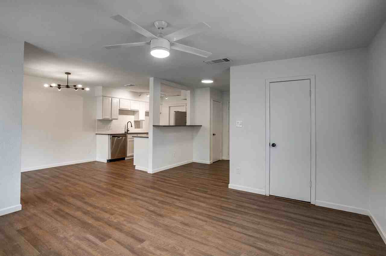 2119 Gaston Place Dr #B - Photo 7 of 20