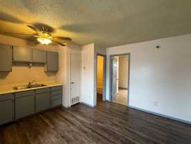 Stillwell - 1334 W - Photo 1 of 1