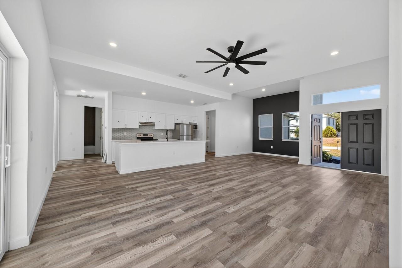 181 Nw 6th Pl - Photo 6 of 12