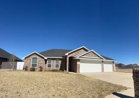 featured image of 2216 Amanda Ln #1