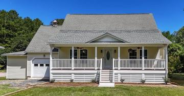 featured image of 1095 Burnside Rd #1