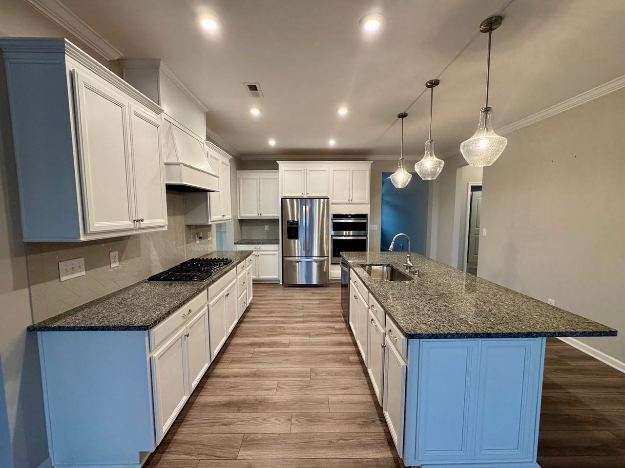 1202 Calder Dr - Photo 6 of 38