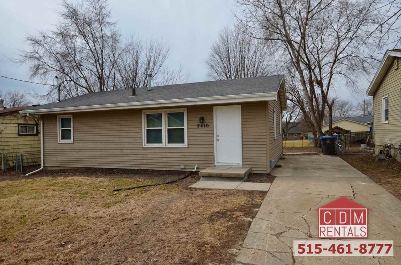 2410 E 38th Ct - Photo 3 of 16