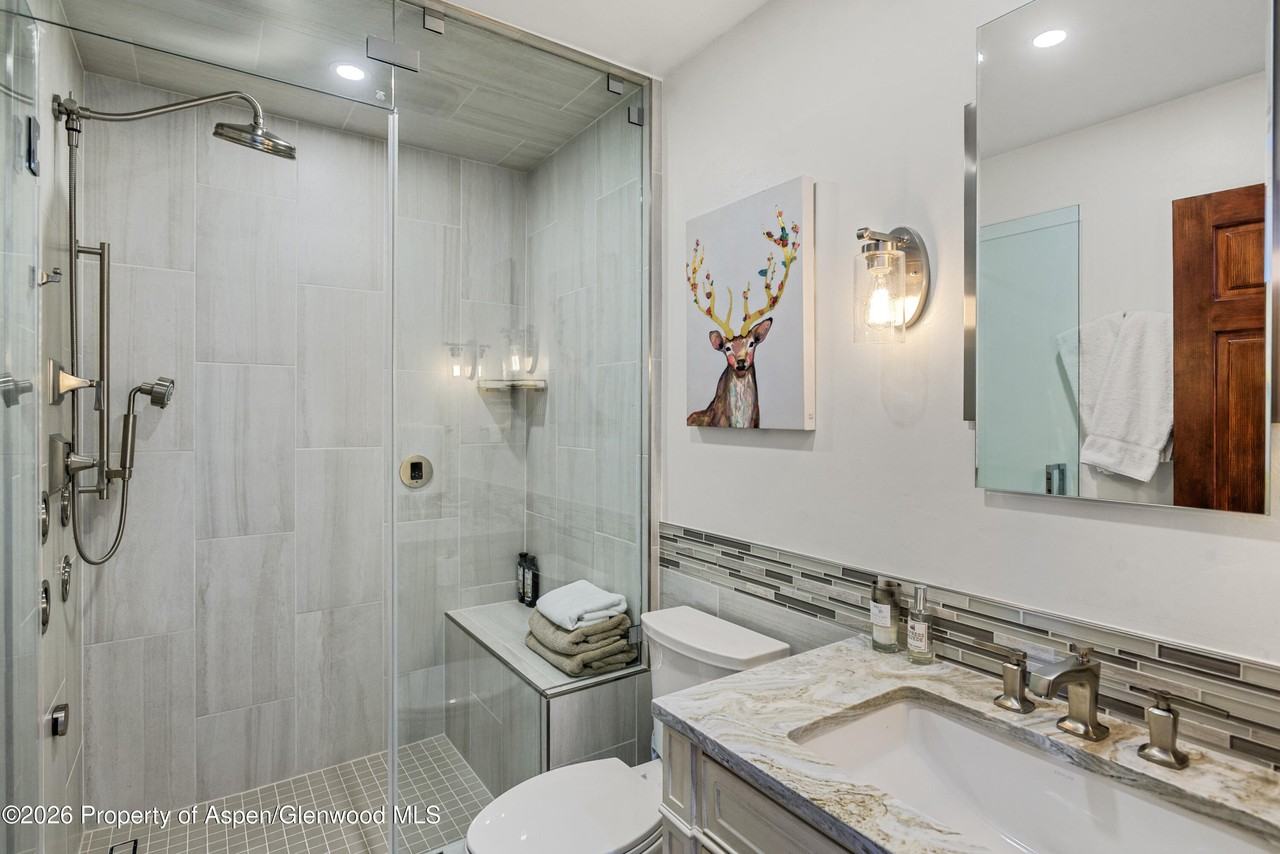 805 Pinon Dr Unit 2 #2 - Photo 6 of 12