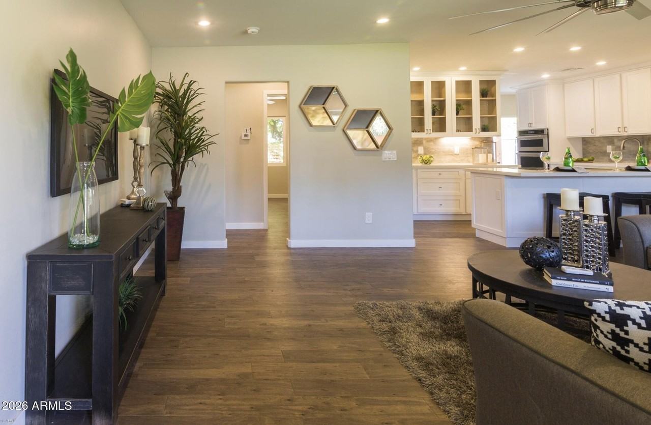 2026 S El Camino Dr - Photo 3 of 31