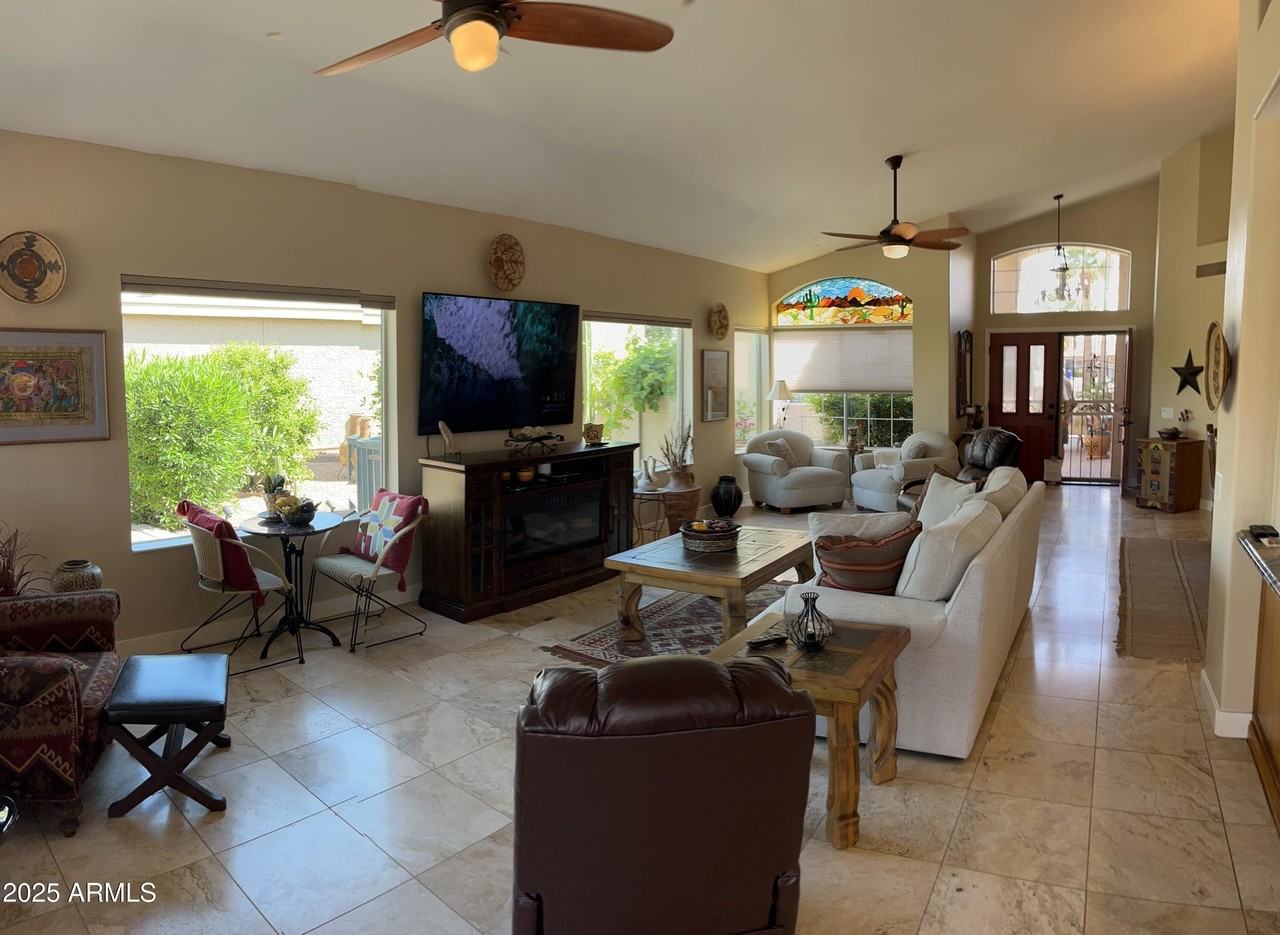 25825 S Sherbrook Dr - Photo 7 of 28