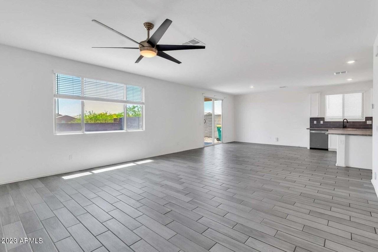 12575 W Midway Ave - Photo 6 of 50