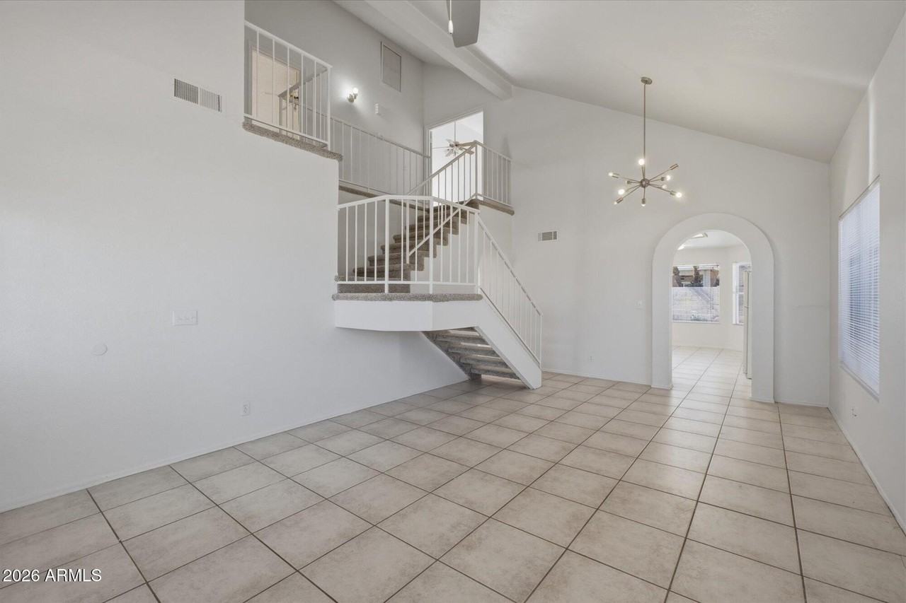 202 S Del Pueblo St - Photo 2 of 20