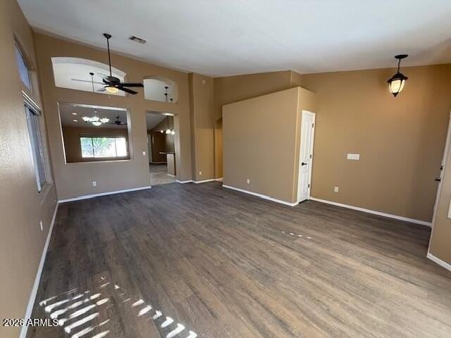 364 W Thompson Pl - Photo 3 of 23