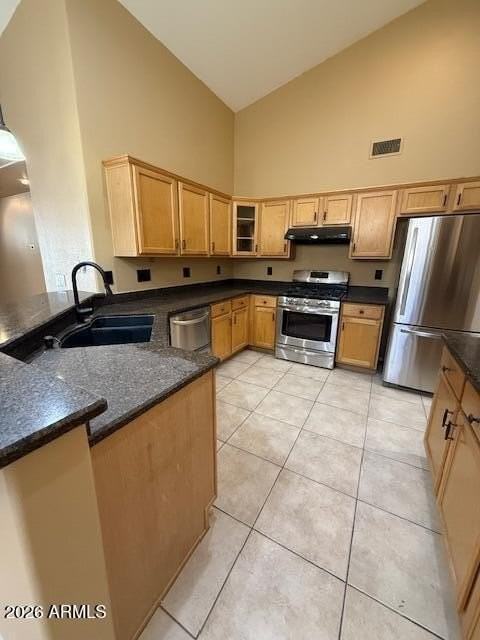 364 W Thompson Pl - Photo 7 of 23