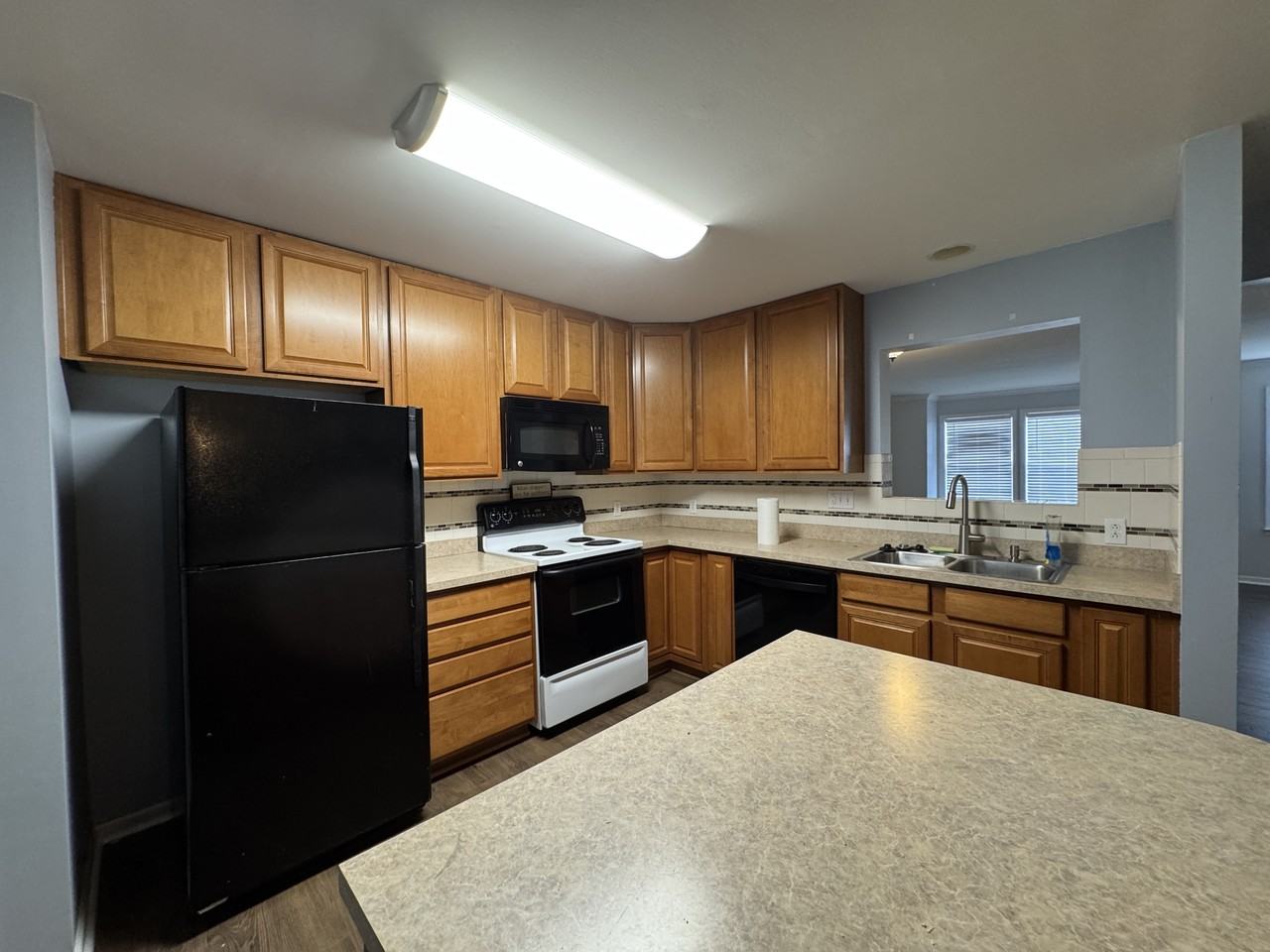 20 Robin Ln #1 - Photo 5 of 23