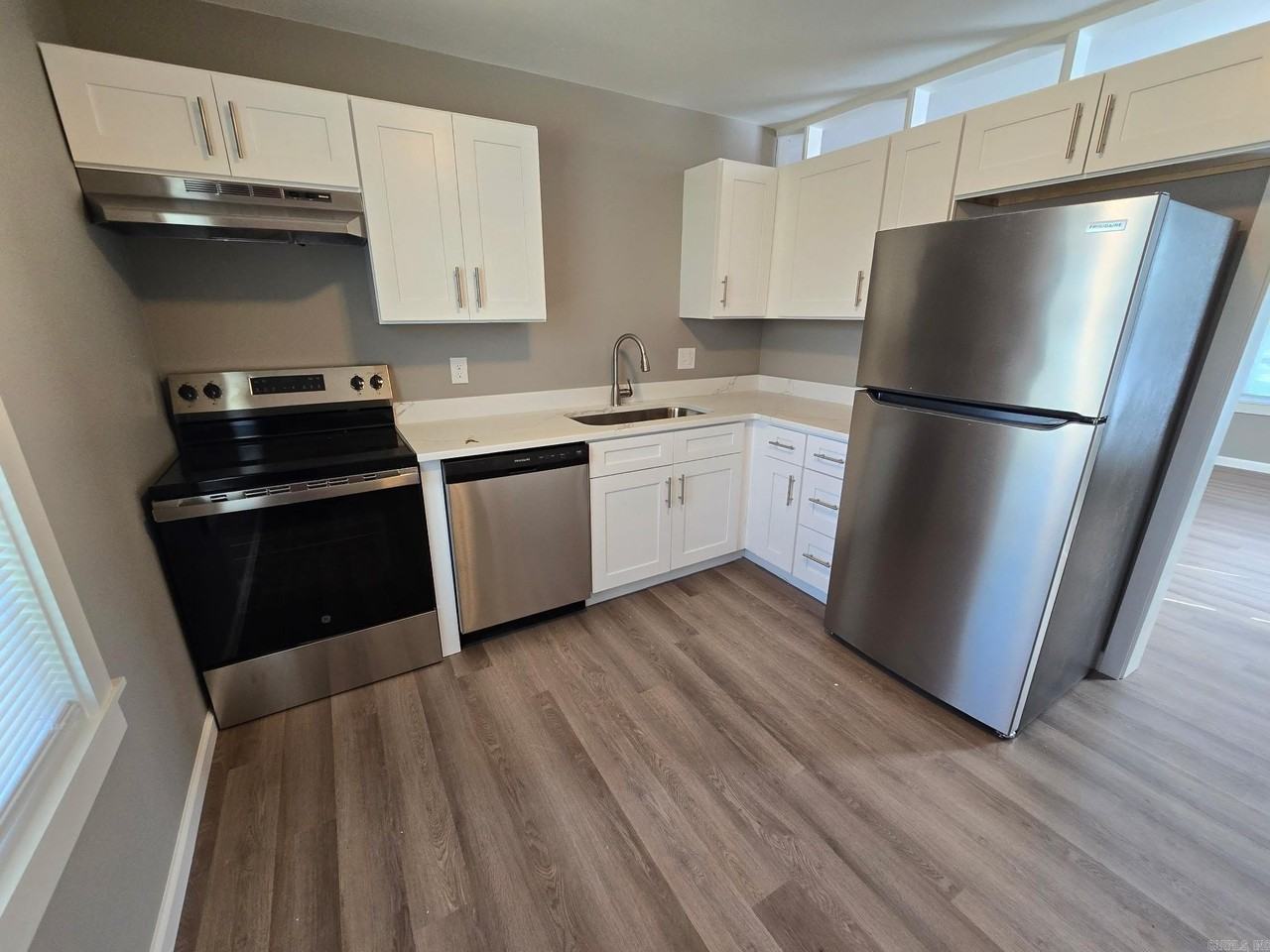 39 Hiland Unit A Place - Photo 3 of 5