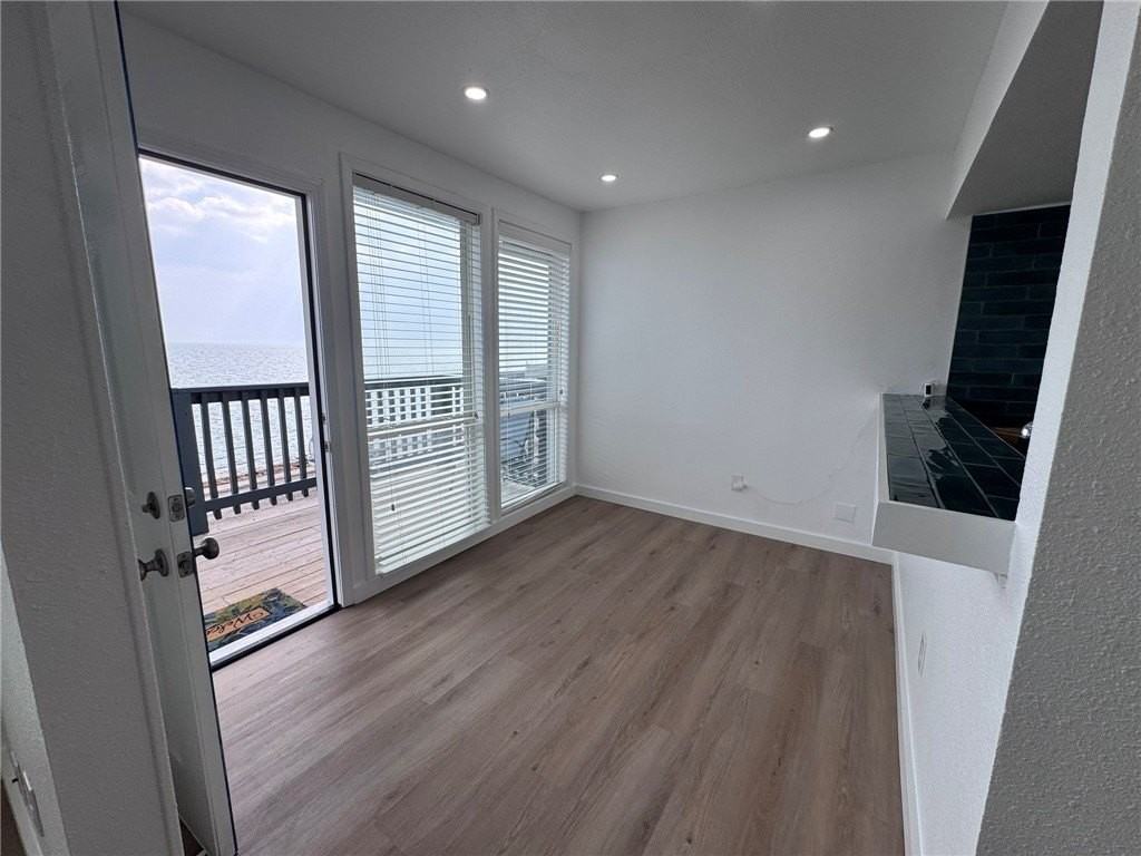 3402 Ocean Dr Apt 32 #29 - Photo 7 of 35