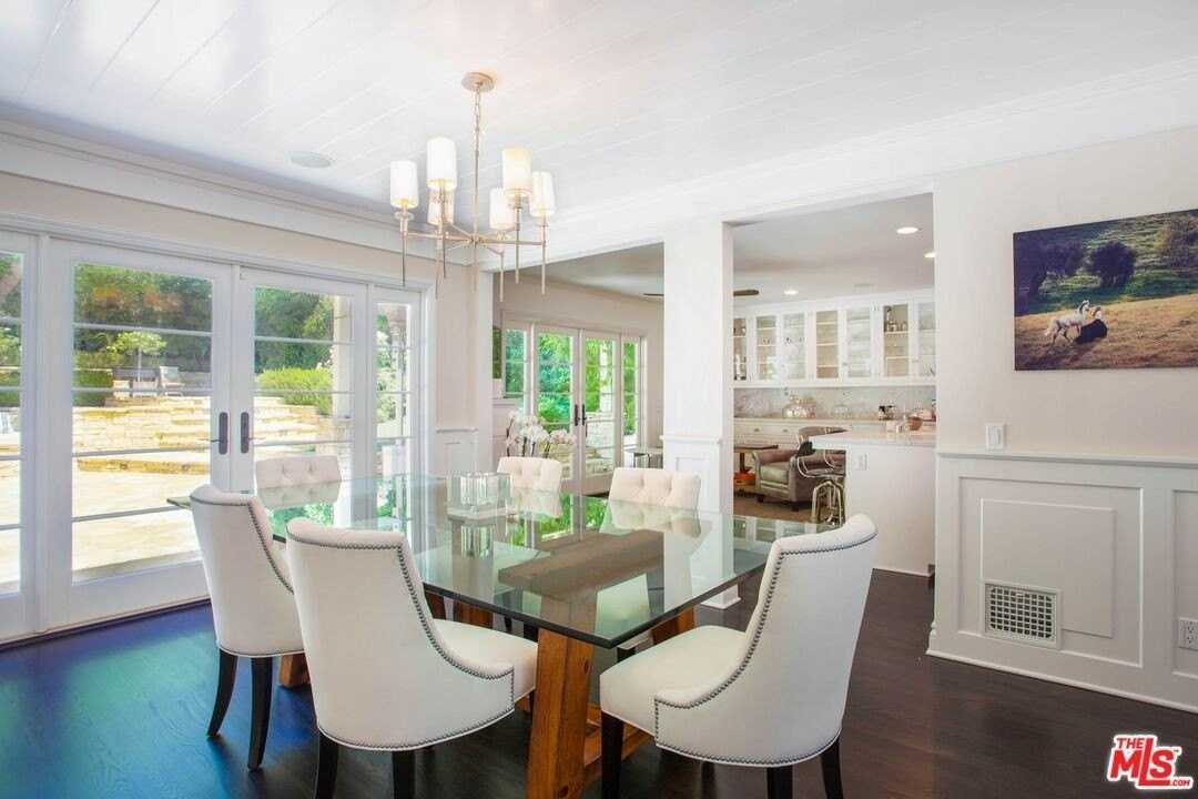 1515 N Doheny Dr - Photo 7 of 23