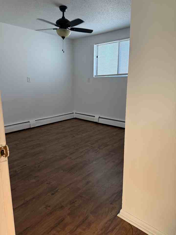 310 Northwest Chapel Drive - Photo 6 of 10