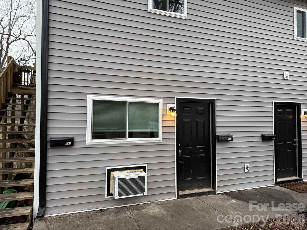 435 3rd Avenue Dr Se - Photo 2 of 9