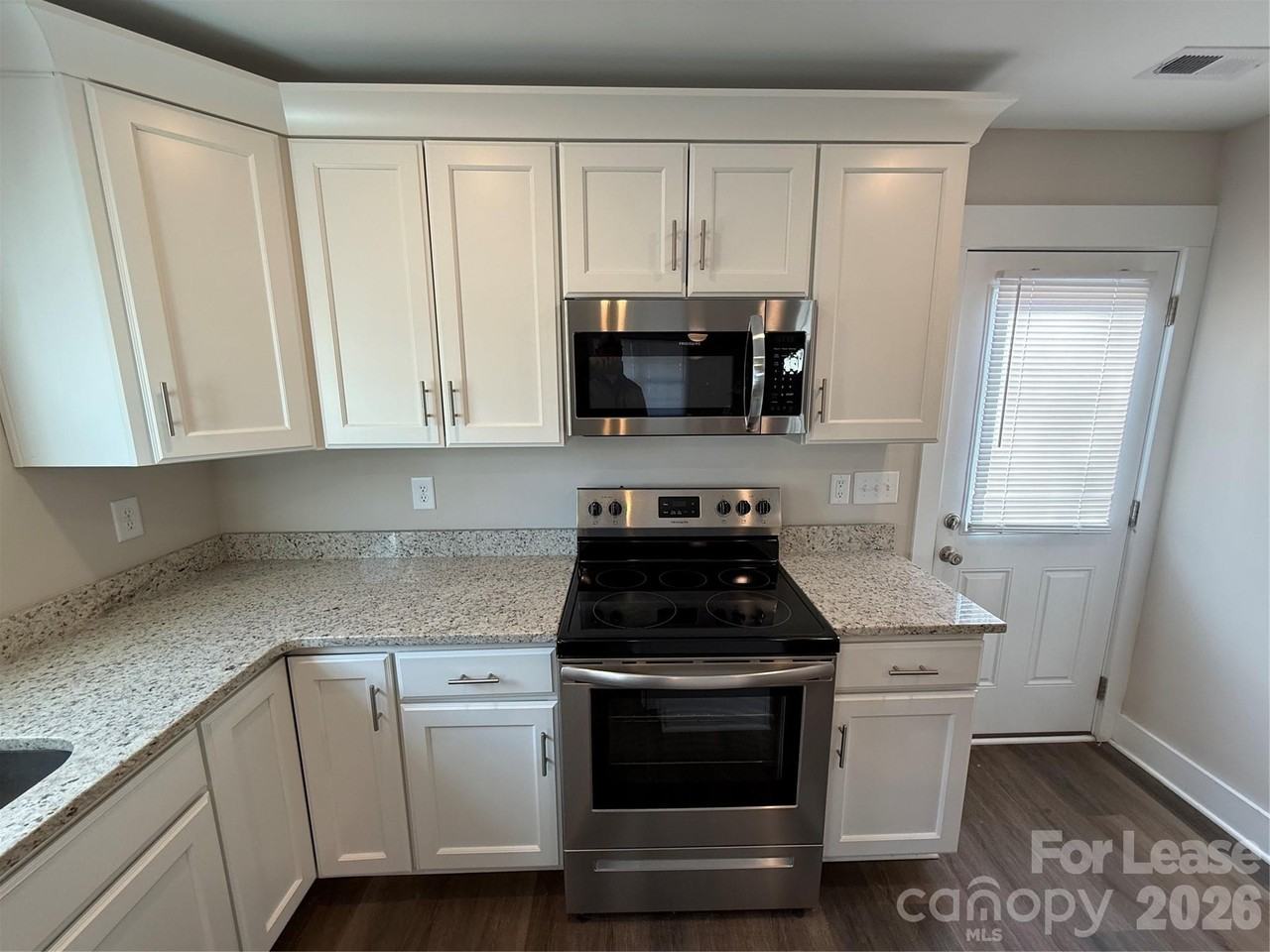 1402 Martin Luther King Ave Unit B #B - Photo 5 of 16