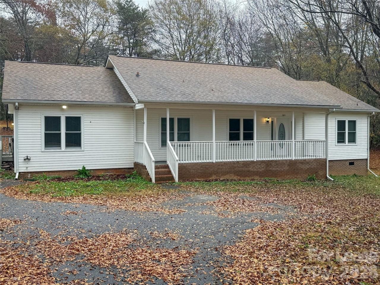 284 Stanley Spencer Mtn Rd - Photo 2 of 21