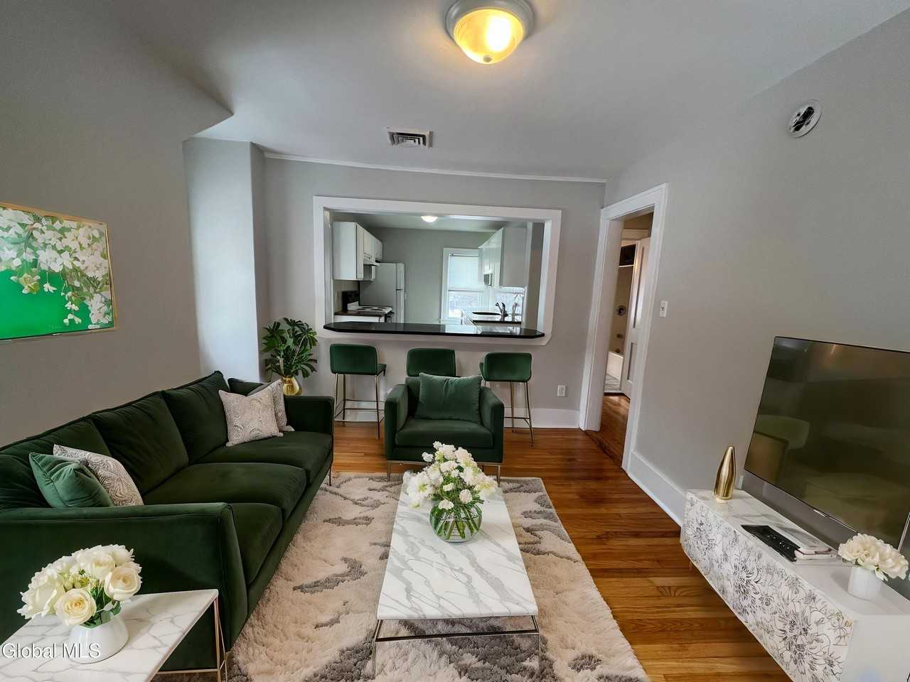 1226 Wendell Ave Apt 5 #5 - Photo 7 of 28