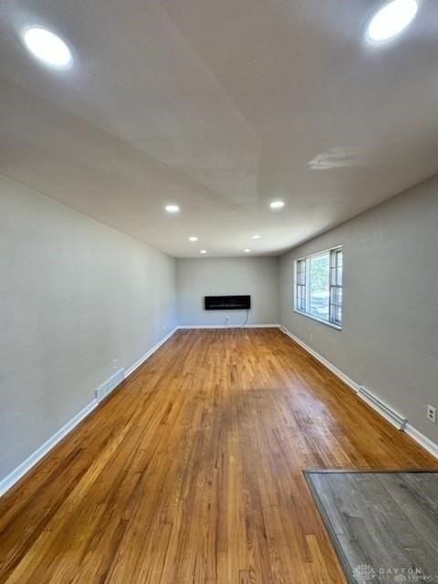 1930 Woods Dr - Photo 4 of 24