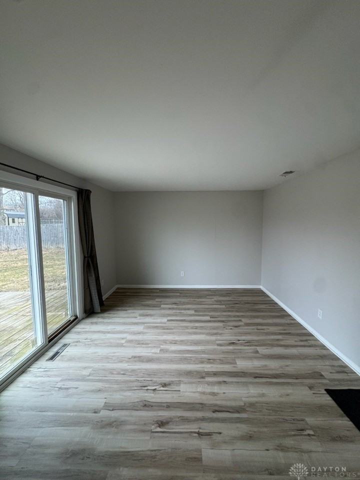 4303 Walbridge Trl - Photo 5 of 25