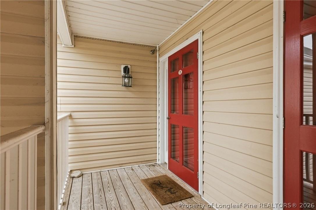 3308 Harbour Pointe Pl Unit 11 #11 - Photo 4 of 36