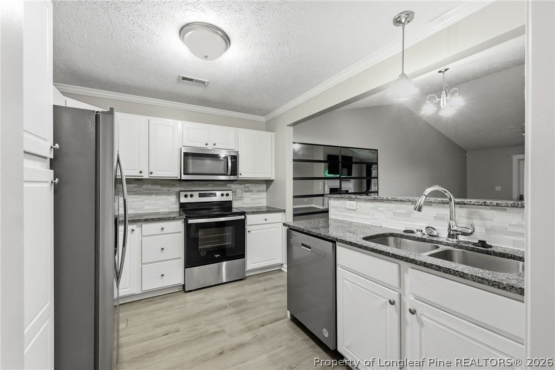 3308 Harbour Pointe Pl Unit 11 #11 - Photo 6 of 36