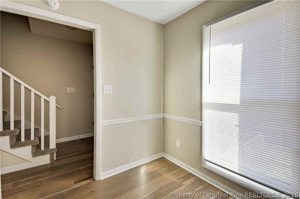 5940 Laguna Dr - Photo 6 of 39