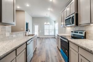 2904 Clover Dr #1 - Photo 3 of 10