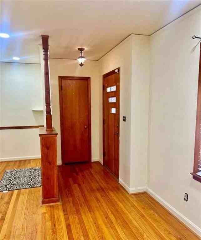 2560 Wood Valley Dr - Photo 3 of 17