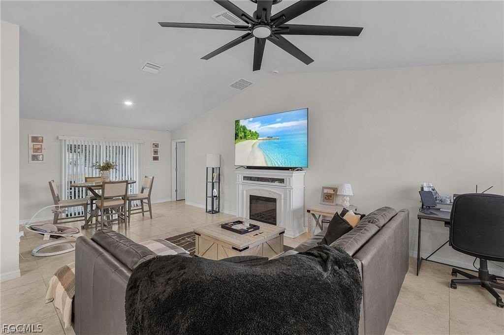 4109 Ne 22nd Ave - Photo 4 of 17