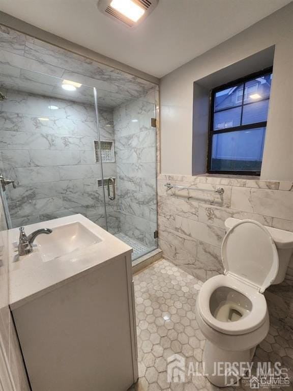 24 Emmett Ave - Photo 5 of 10