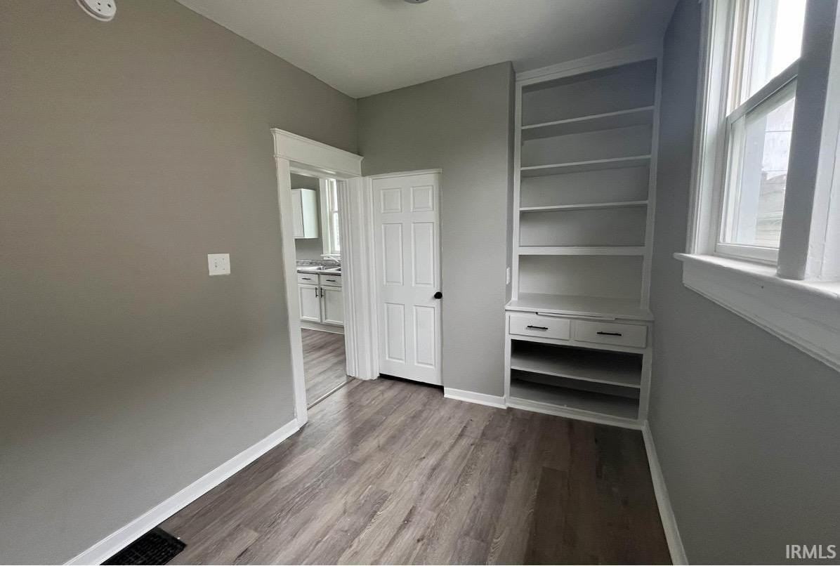 3617 Oliver St - Photo 3 of 10