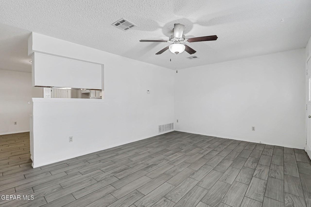 1724 Gambel Quail Dr - Photo 5 of 33