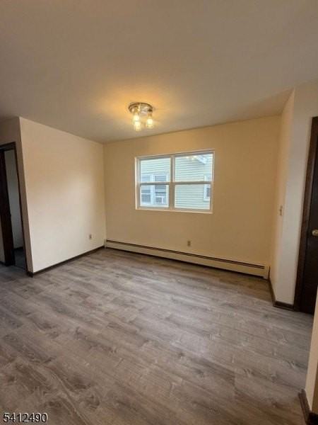 712 Drake Ave - Photo 5 of 18