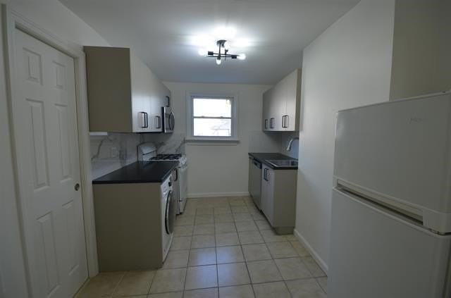 30 Yale Ave #1 - Photo 3 of 12