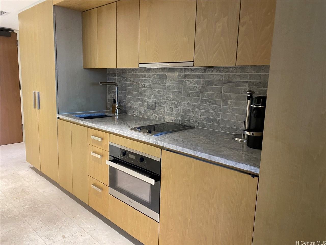 383 Kalaimoku St Unit 1803 #1803 - Photo 3 of 21