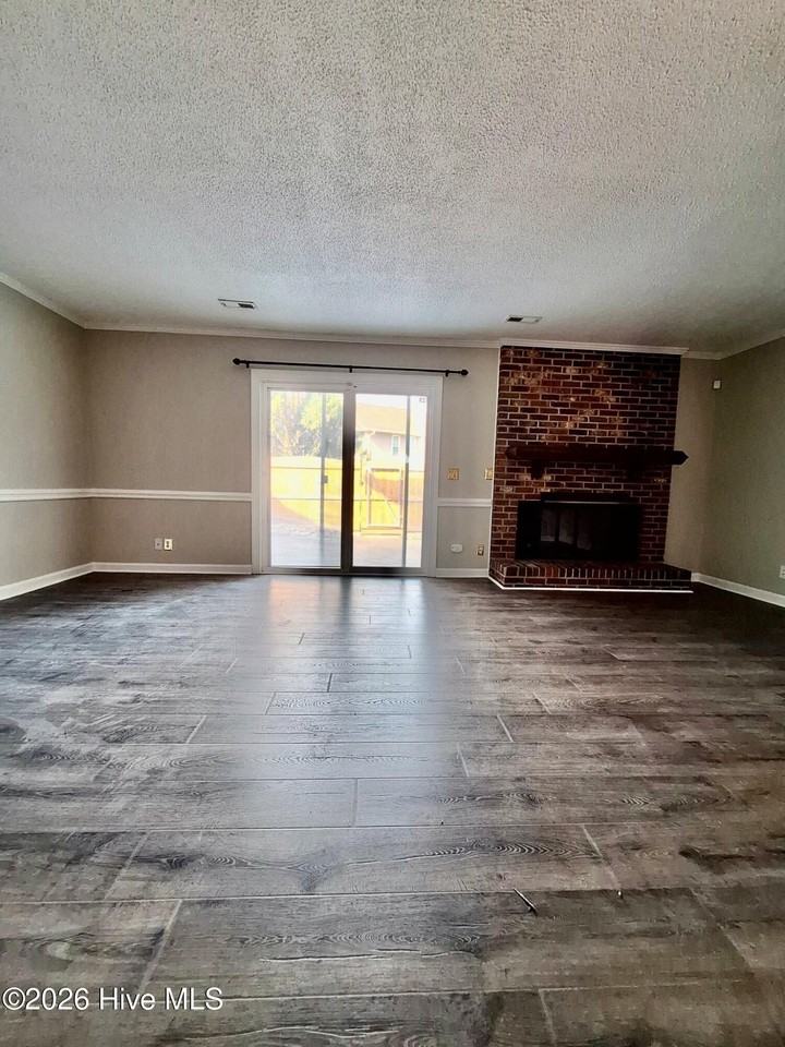 1849 Quail Ridge Rd Apt E #E - Photo 2 of 14