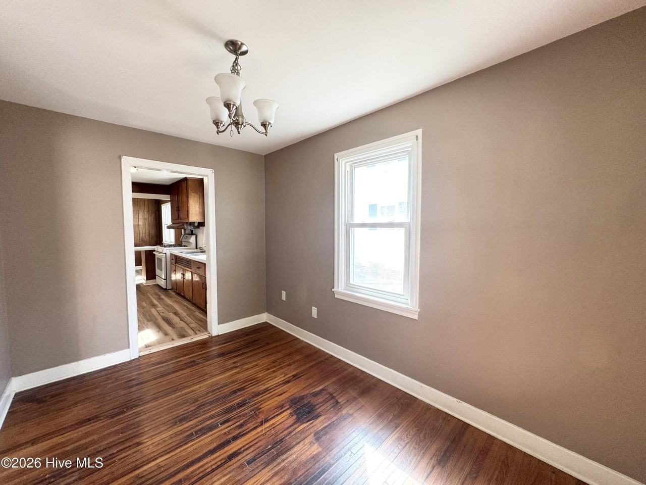 1100 W Williams Cir - Photo 6 of 7