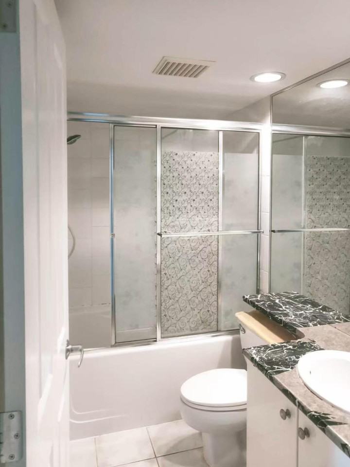 7080 Saint Albans Road - Photo 7 of 10