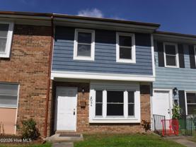 203 Persse St Apt 4 #4 - Photo 1 of 1