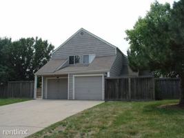 featured image of 2315 Lowell Dr