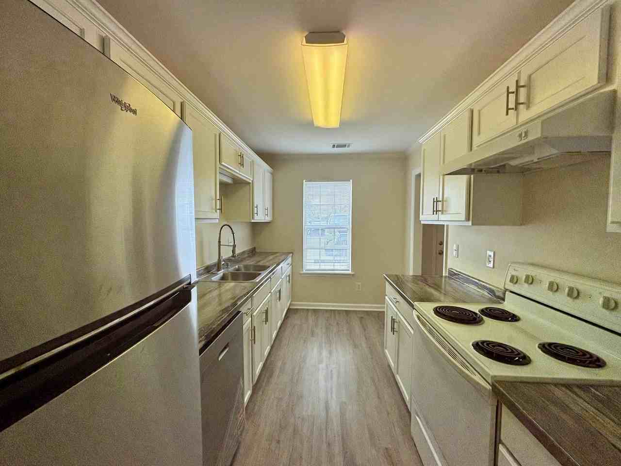 2132 Oak Ridge Rd - Photo 3 of 14