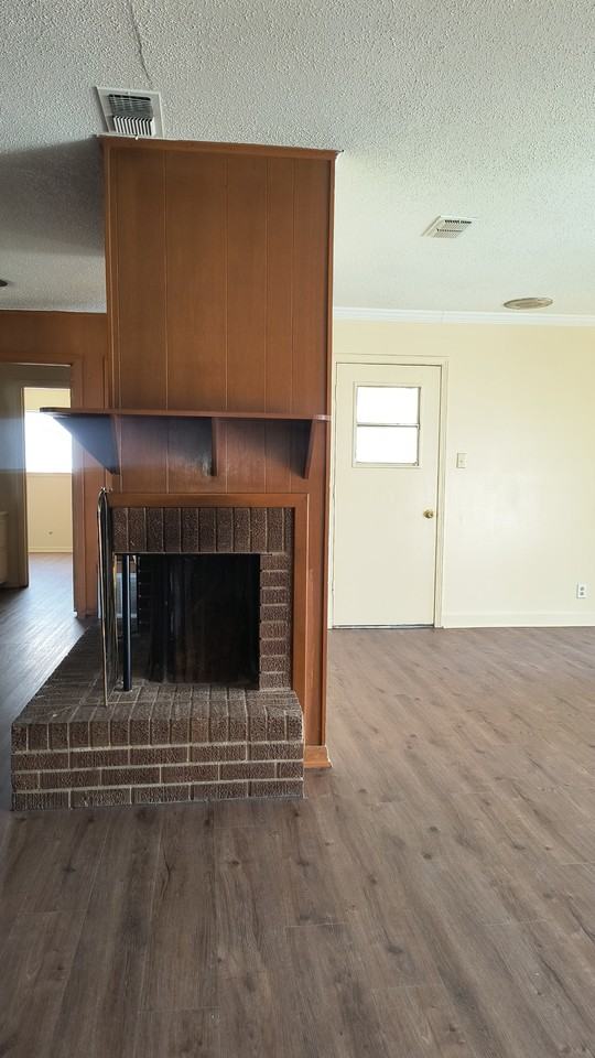 3003 S Taft St #1 - Photo 4 of 10