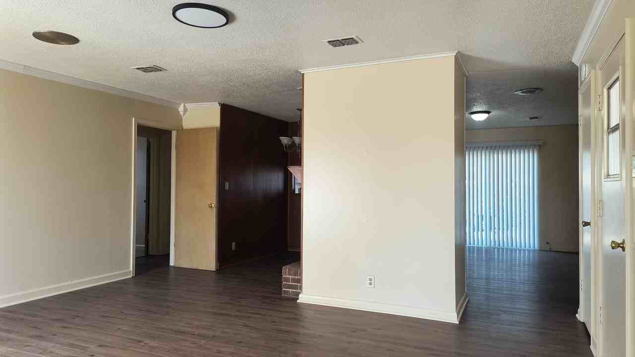 3003 S Taft St #1 - Photo 5 of 10